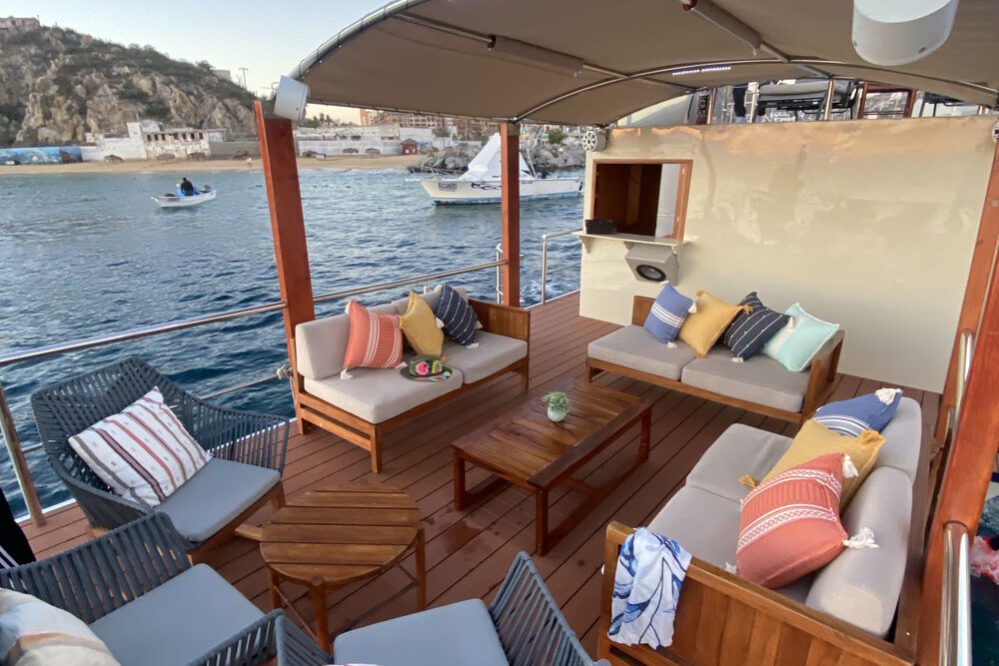 isla chica 32ft catamaran 1