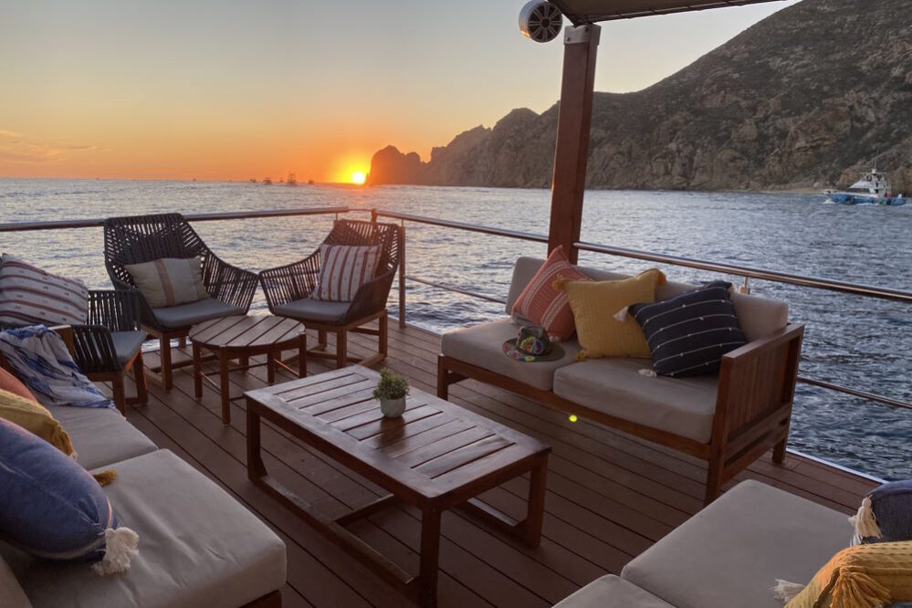 isla chica 32ft catamaran 6